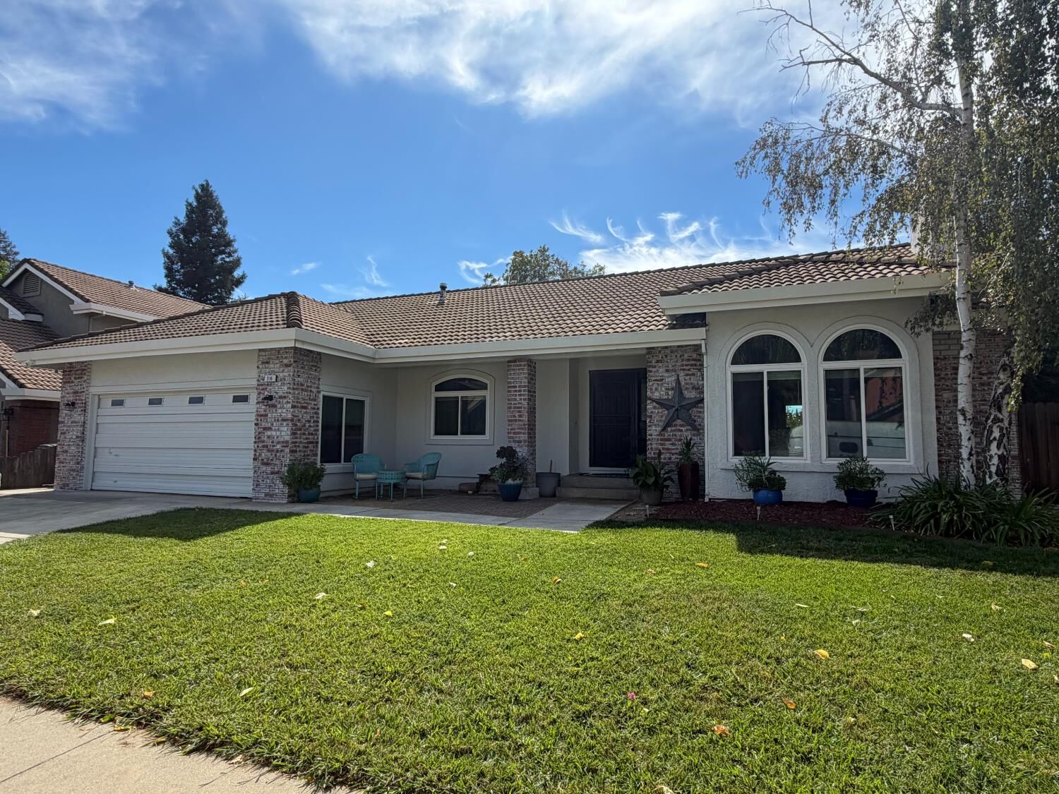 Property Photo:  316 Village Circle  CA 95694 