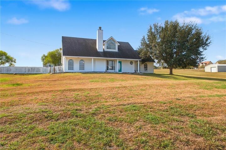 Property Photo:  2201 Bluebonnet Boulevard  TX 77833 