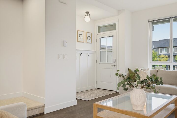 Property Photo: 30930 Westridge Place 140 BC V2T 0H6