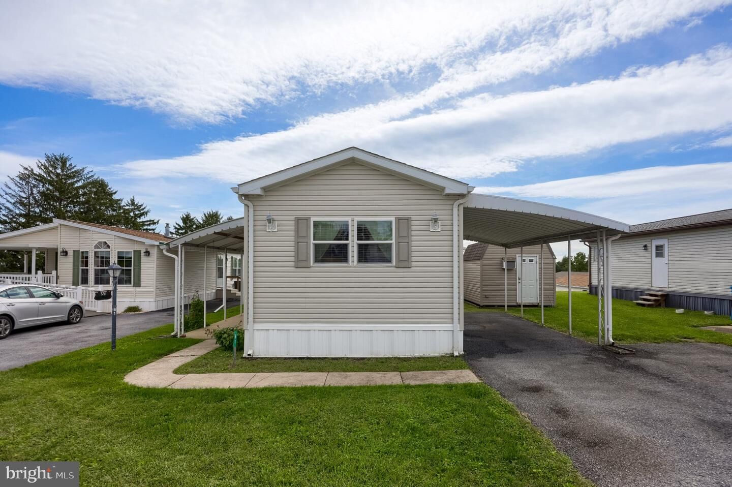 Property Photo:  61 Ridgewood Manor  PA 17545 