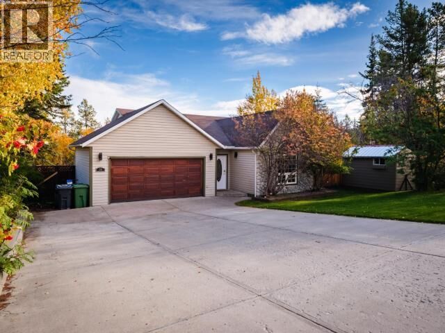 Property Photo: 50 Thompson Road YT Y1A 0C6