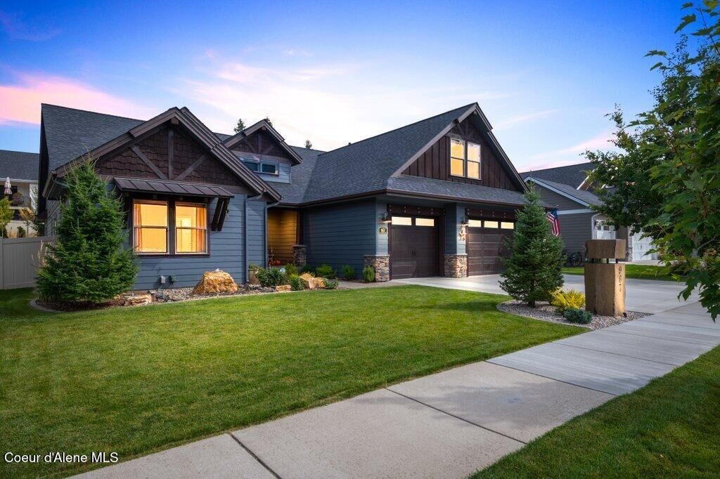 Property Photo:  967 E Hurricane Dr  ID 83835 