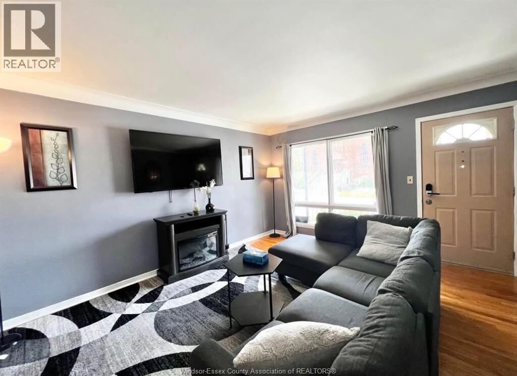 Property Photo:  1484 Langlois Avenue  ON N8X 4M1 