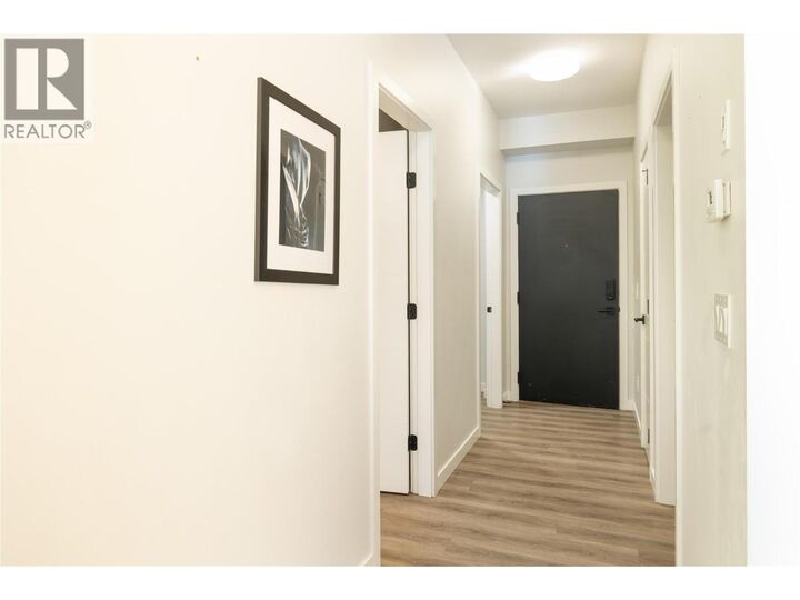 Property Photo:  1215 St. Paul Street 403  BC V1Y 2C7 