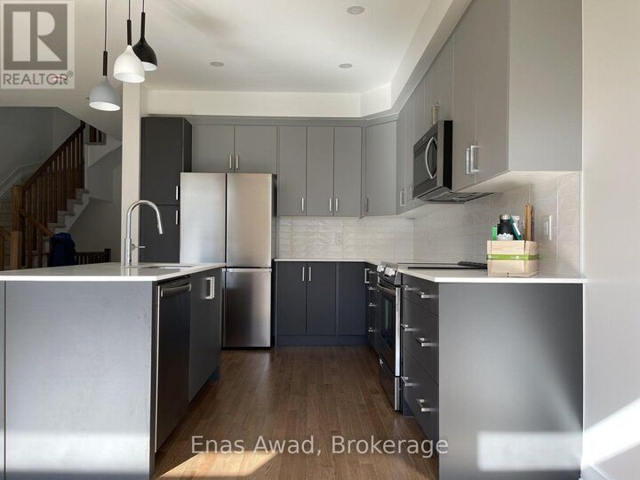 Property Photo:  54 Overberg Way  ON K2S 2S9 