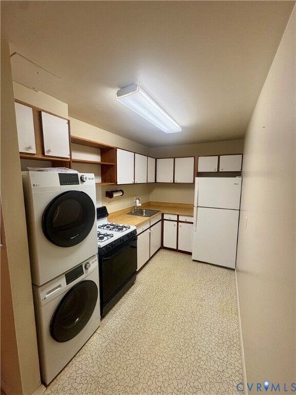 Property Photo:  12 Snughaven Road  VA 23228 
