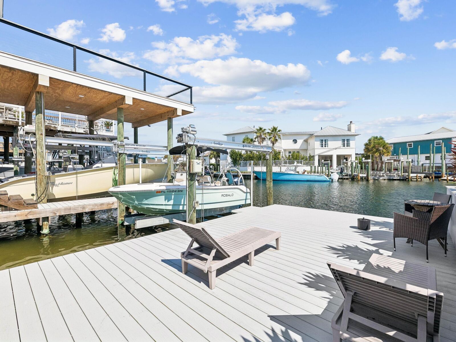 Property Photo: 105 Durango Road FL 32541