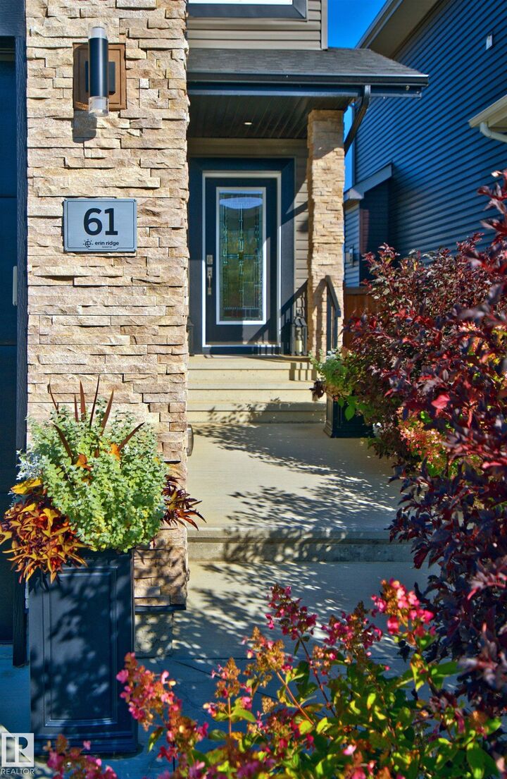 Property Photo:  61 Encore Crescent  AB T8N 7W2 