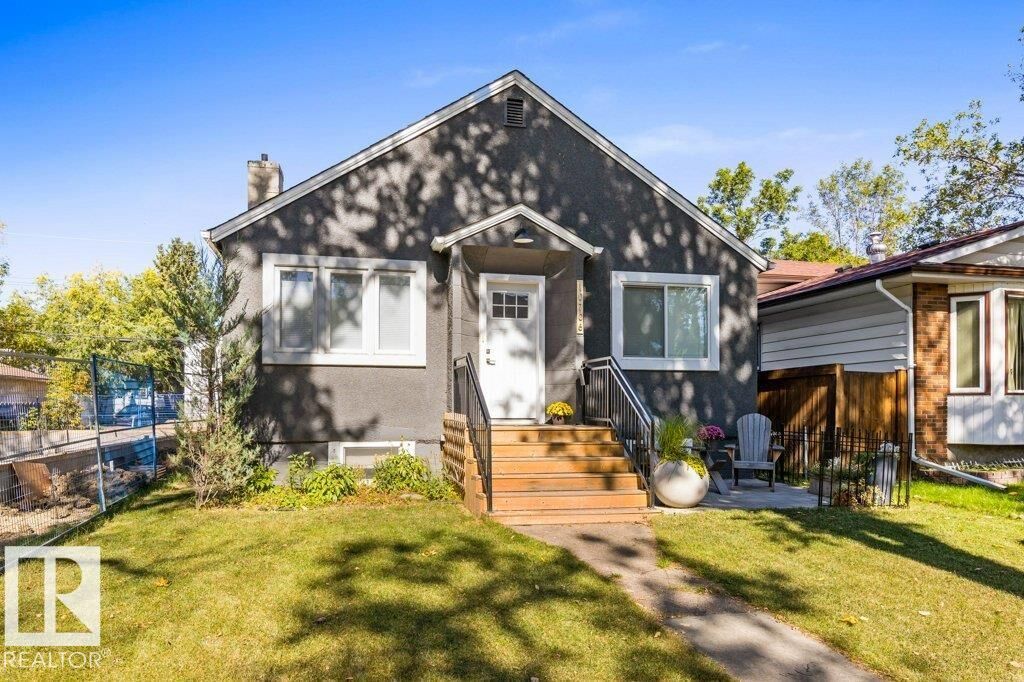 Property Photo:  10706 75 Avenue NW  AB T6E 1J9 
