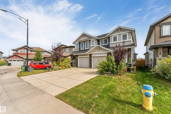 Property Photo: 2296 Casey Crescent SW AB T6W 3M8
