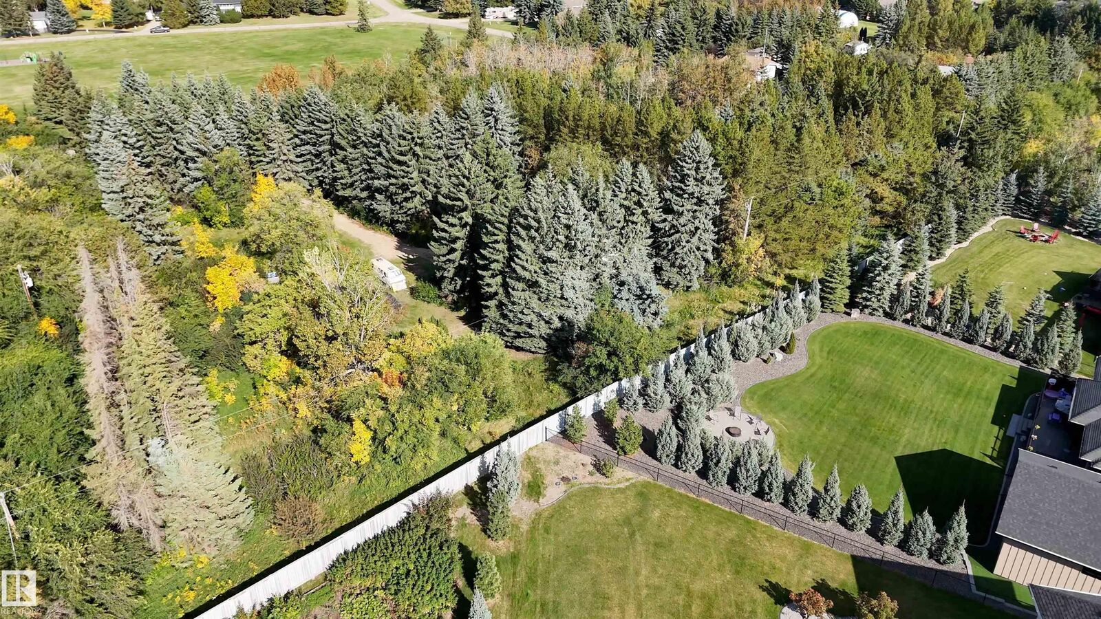 Property Photo:  25011 Sturgeon Road 19  AB T8T 0A3 