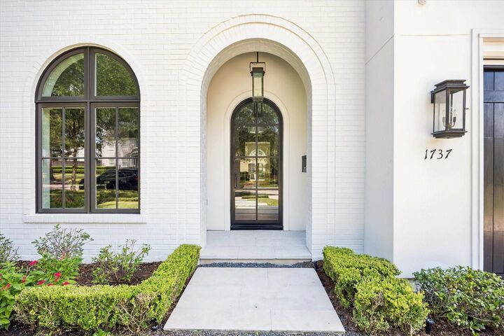 Property Photo:  1737 Milford Street  TX 77098 