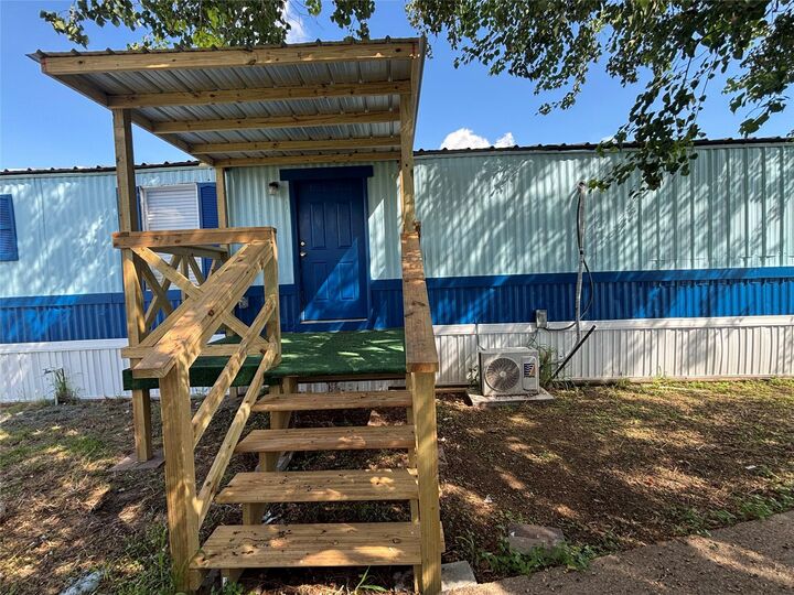 Property Photo:  2519 Oyster Creek Bend  TX 77541 