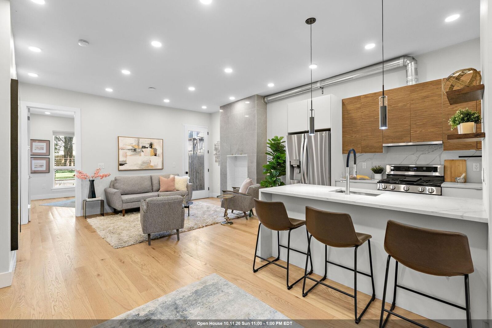 Property Photo:  176 Griffith St 1  NJ 07307 