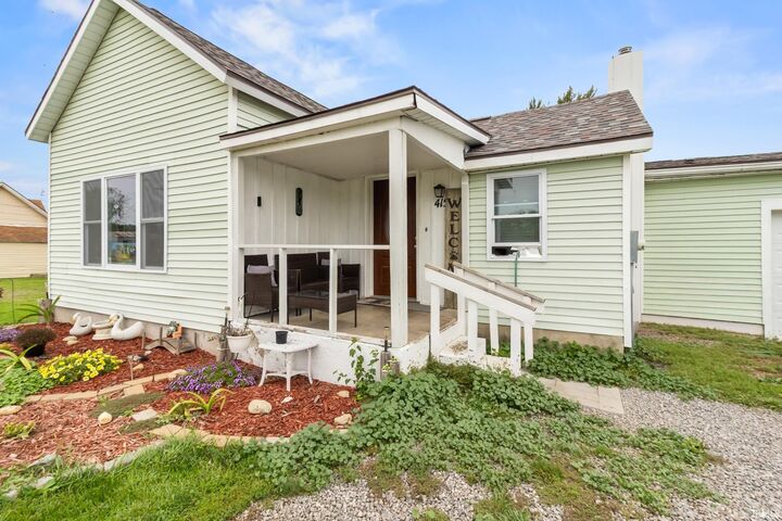 Property Photo:  415 W Erie Street  IN 46721 