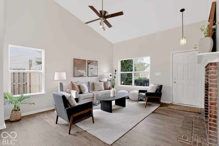 Property Photo:  11090 Lake Run Drive  IN 46038 