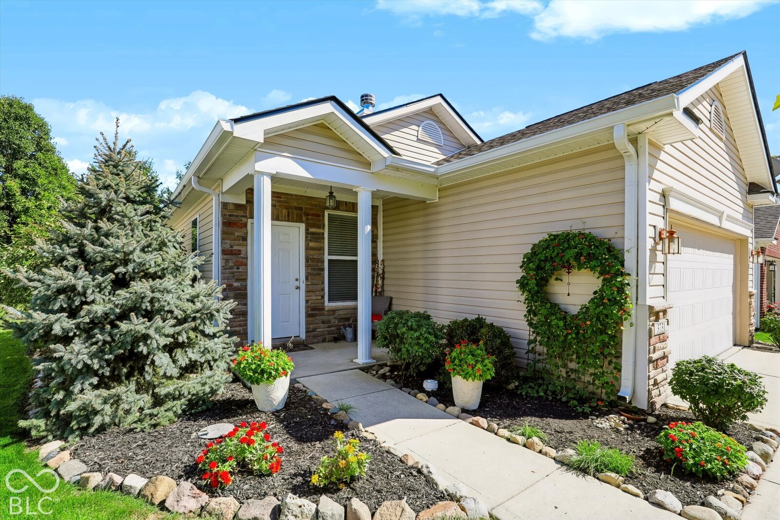 Property Photo:  3731 White Cliff Way  IN 46075 