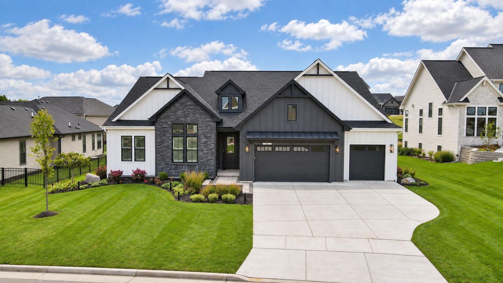 Property Photo:  N57w20799 Dunbar Ct  WI 53051 