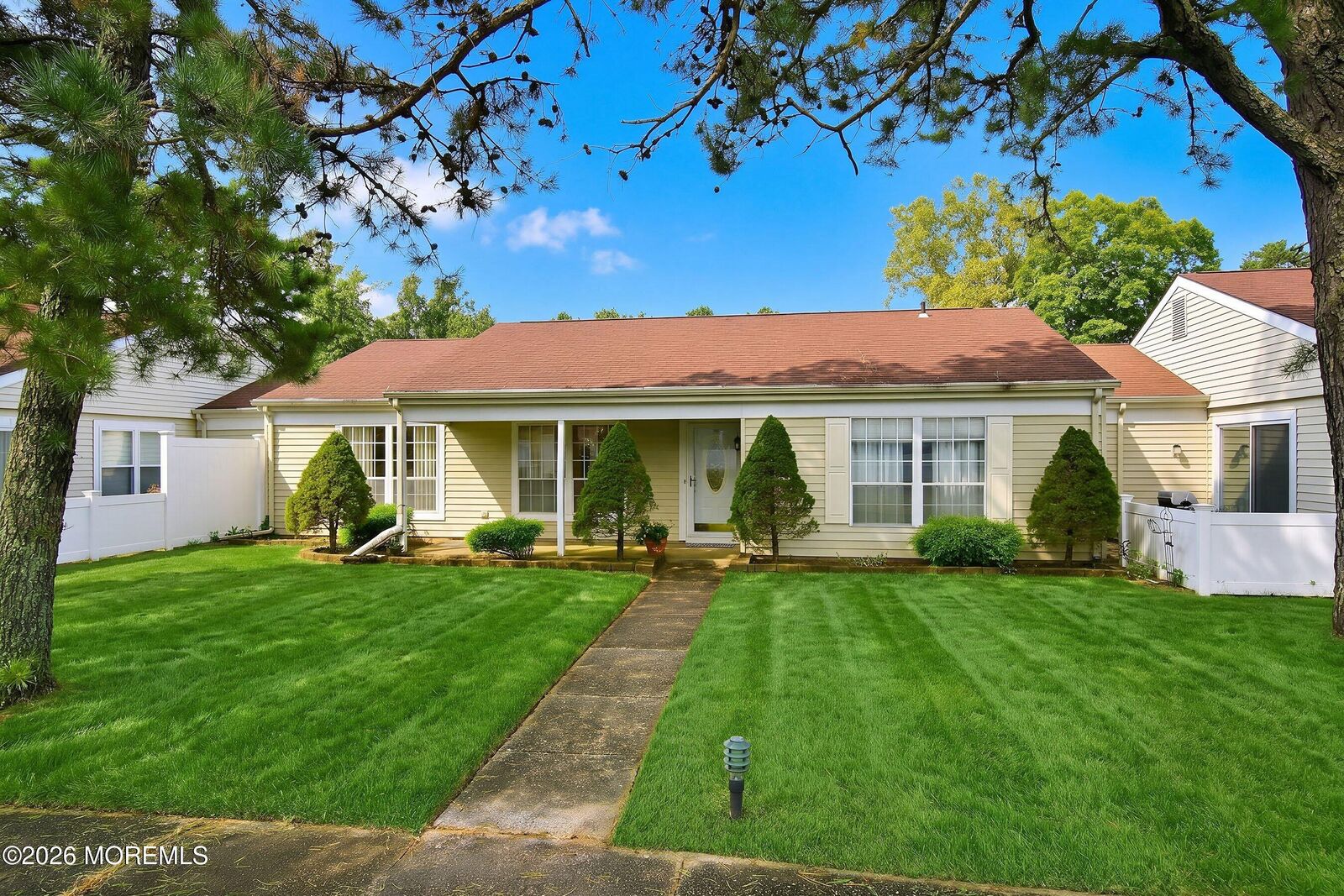 Property Photo:  509 Tiffany Lane  NJ 08759 