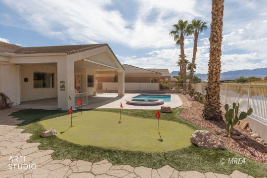 Property Photo: 475 Greens Way NV 89027
