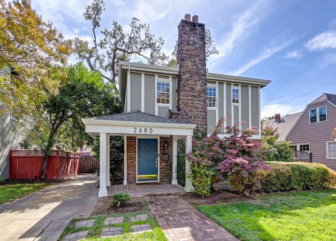 Property Photo:  2680 Curtis Way  CA 95818 