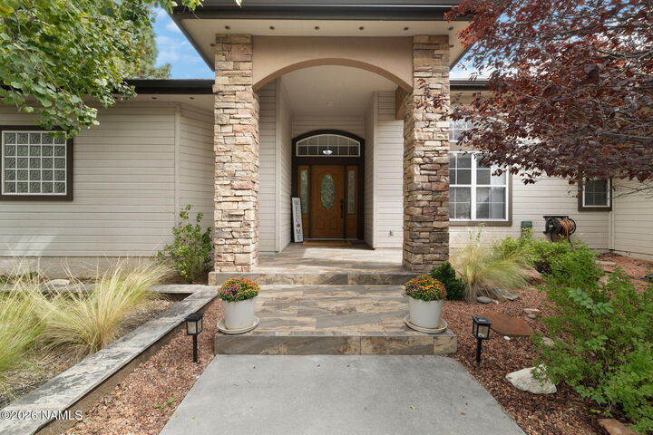 Property Photo:  2652 N Elk Run Street  AZ 86004 