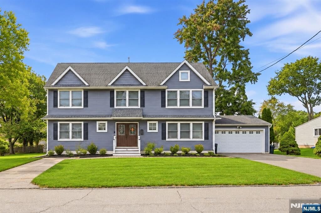 Property Photo:  51 Princeton Terrace  NJ 07436 