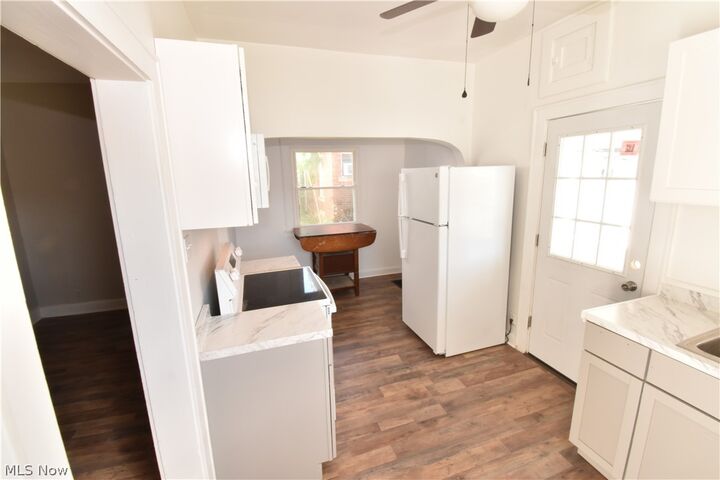 Property Photo: 201 W Line Street OH 44657