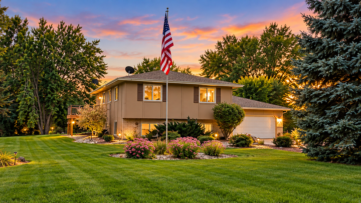 Property Photo:  20290 Enfield Court N  MN 55025 