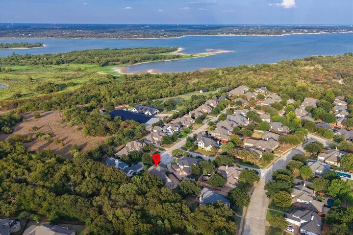 Property Photo:  512 Clear Vista Drive  TX 76262 