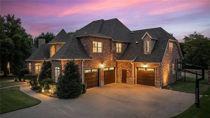 Property Photo:  17 Nottingham Lane  AR 72758 