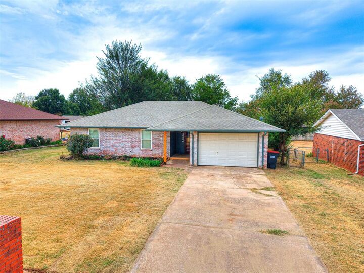 Property Photo: 20040 Timberidge Road OK 73045