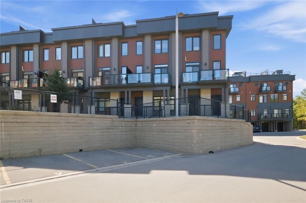 Property Photo: 2 Willow Street 34 ON N3L 0K7