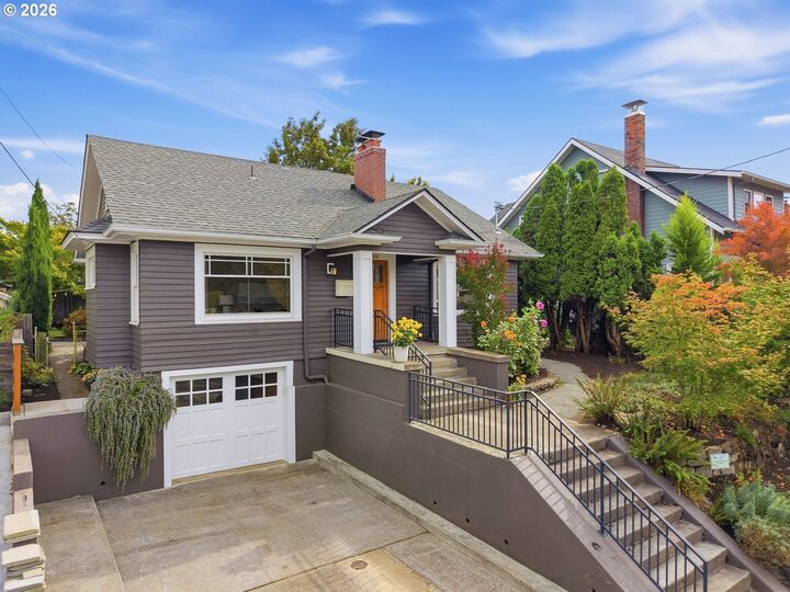 Property Photo:  2838 NE 46th Ave  OR 97213 