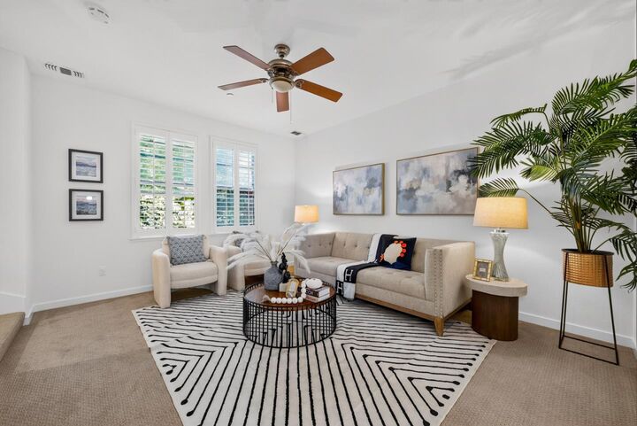 Property Photo: 211 West Evelyn Avenue CA 94041
