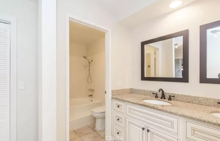 Property Photo: 2100 Sunny Ridge Place CA 92833