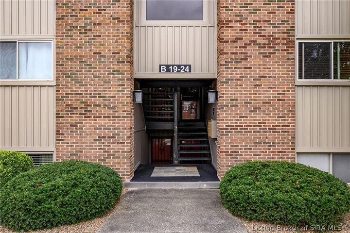 Property Photo:  24 Lakeshore Drive  IN 47129 