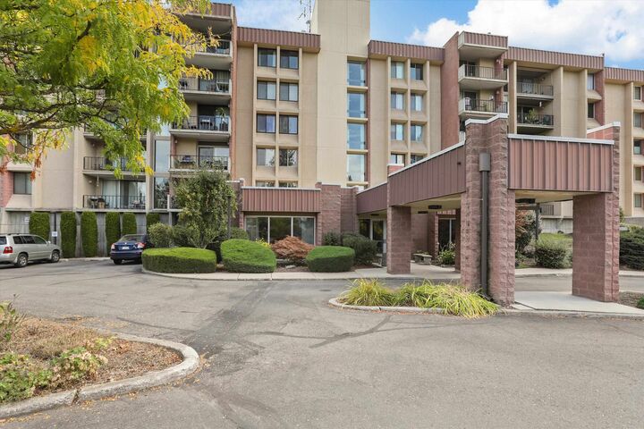 Property Photo:  1311 S Westcliff Pl 403  WA 99224 