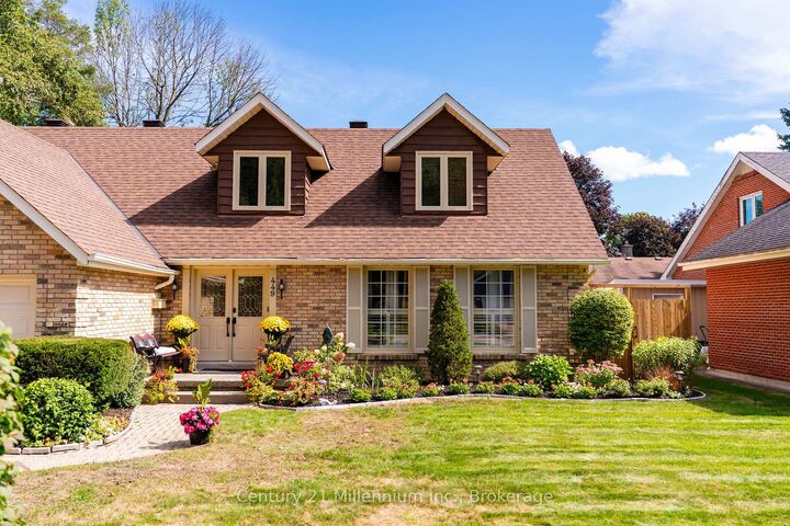 Property Photo:  449 6th Avenue W  ON N4K 6K1 