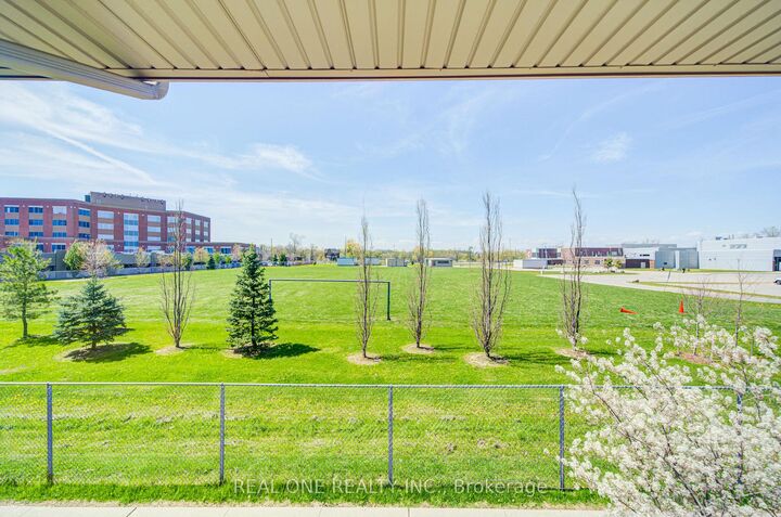 Property Photo:  2441 Greenwich Drive 14  ON L6M 0S3 
