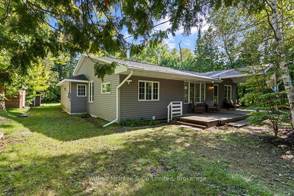 Property Photo:  7 3rd Avenue S  ON N0H 2L0 