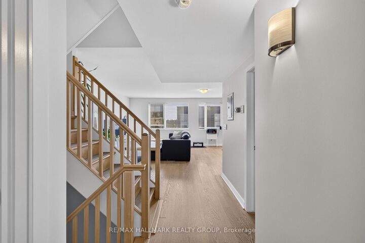 Property Photo:  1014 Bank Street 506  ON K1S 3W8 