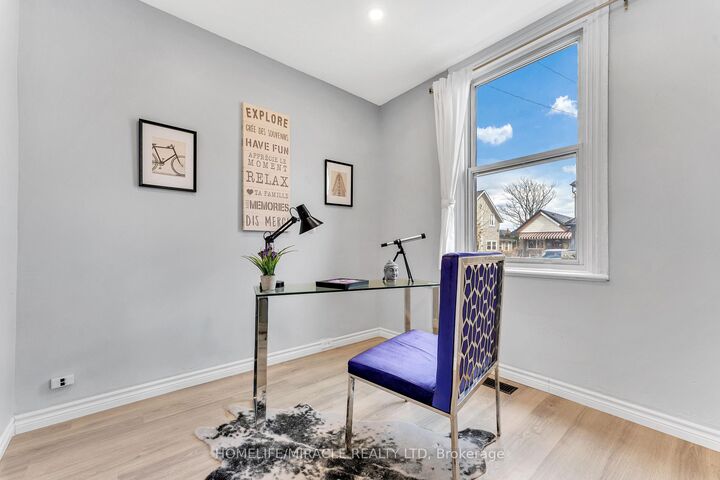 Property Photo: 101 Emerald Street N ON L8L 5K5