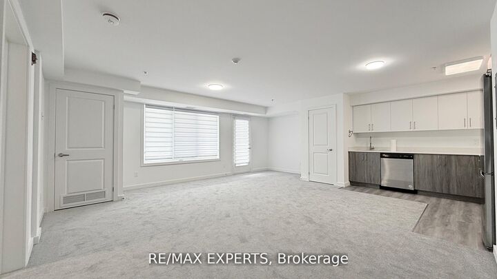 Property Photo:  45 Connaught Avenue 302  ON M4L 2V8 