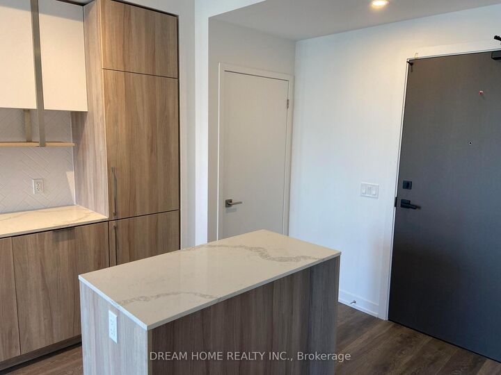 Property Photo:  15 Holmes Avenue 1306  ON M2N 0L4 