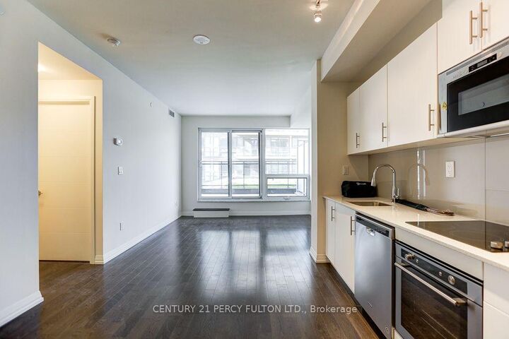 Property Photo:  460 Adelaide Street E 1118  ON M5A 1N4 