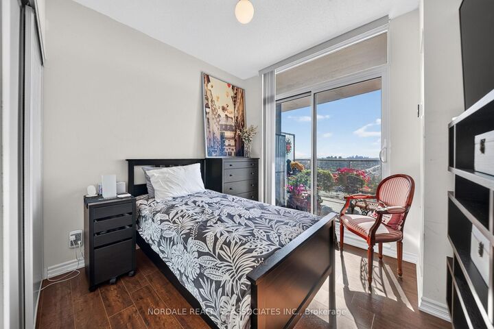 Property Photo:  1328 Birchmount Road 2103  ON M1R 0B6 