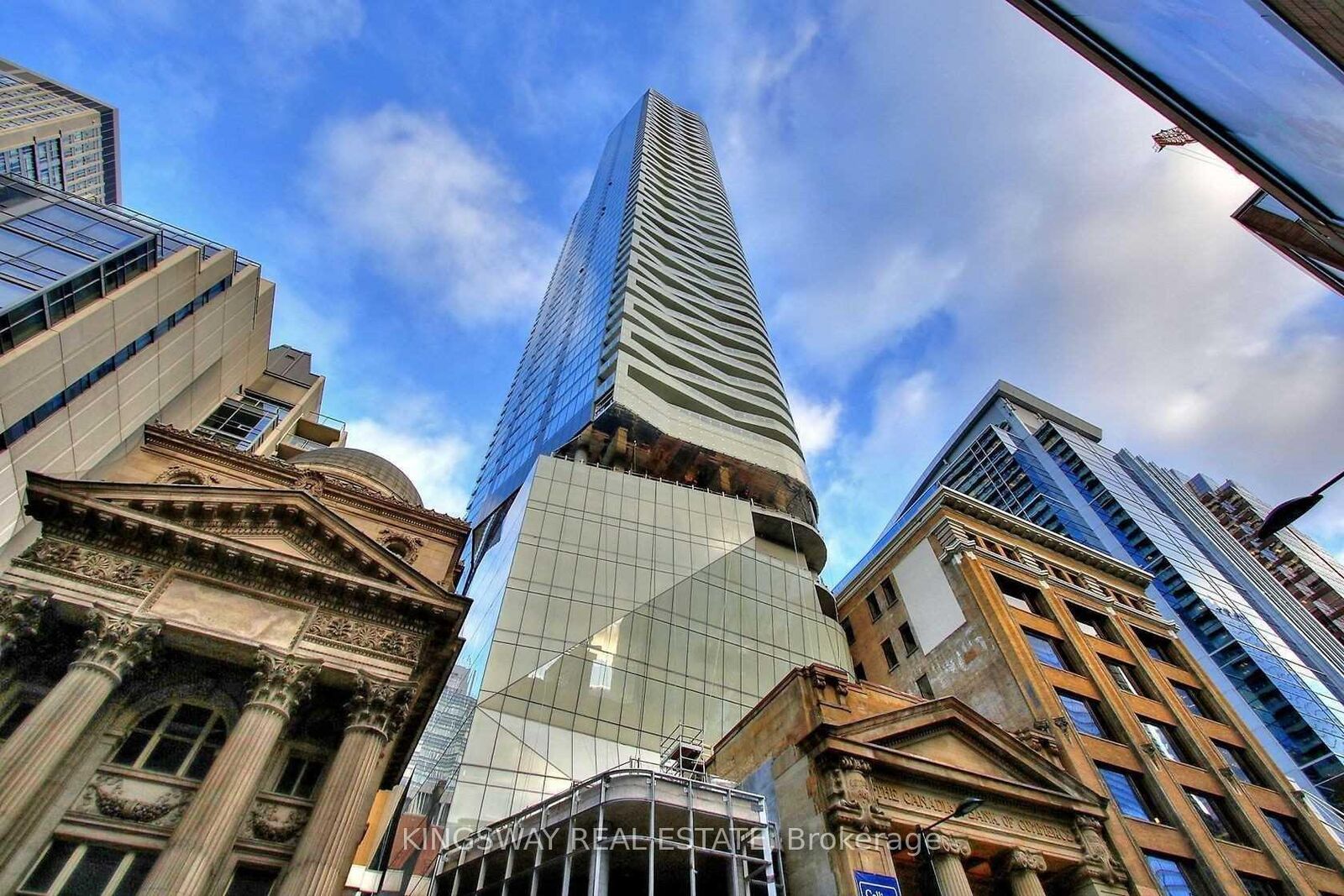 Photo de la propriété:  197 Yonge Street 1111  ON M5B 0C1 