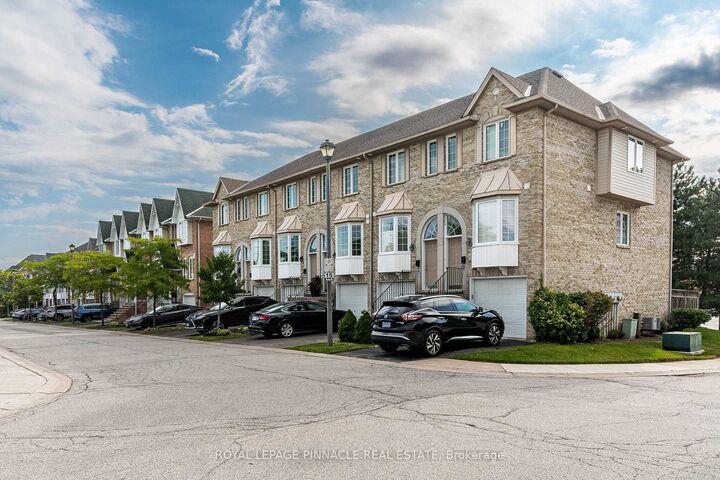Property Photo:  3480 Upper Middle Road 4  ON L7M 4R8 