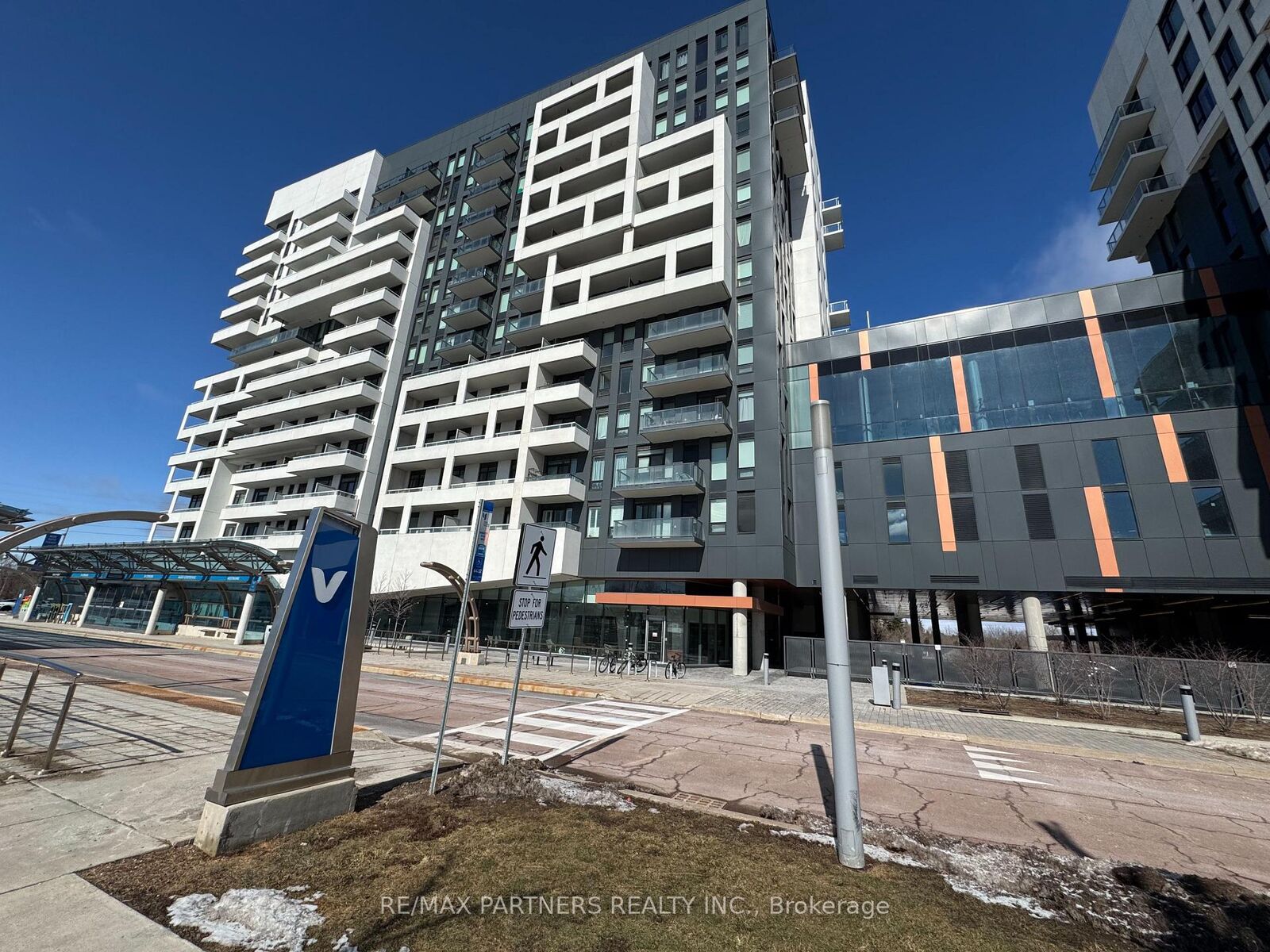 Property Photo:  10 Rouge Valley Drive W 1313A  ON L6G 0G9 